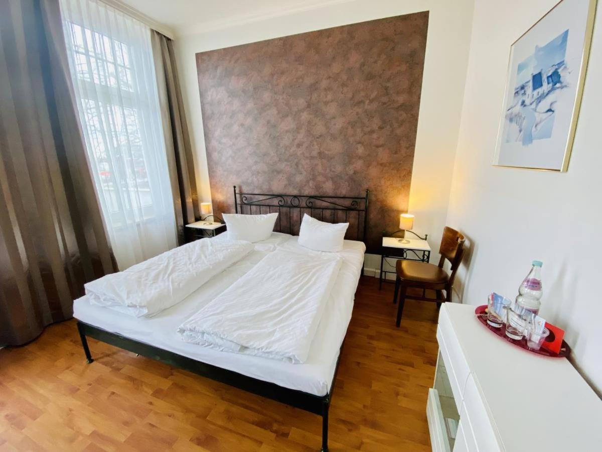 Doppelzimmer Humidor, Direkt Am Alten Strom Rostock Ngoại thất bức ảnh